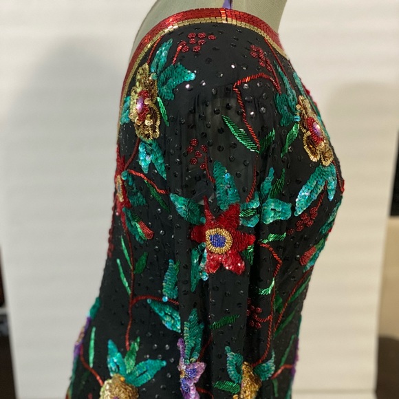 Multi- color Bering and Sequence Silk top - Picture 3 of 4